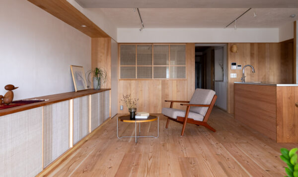 【川口の家Ⅱ】築47年 性能向上リノベ。富士山とグリーンを楽しむ、広いLDKへ。